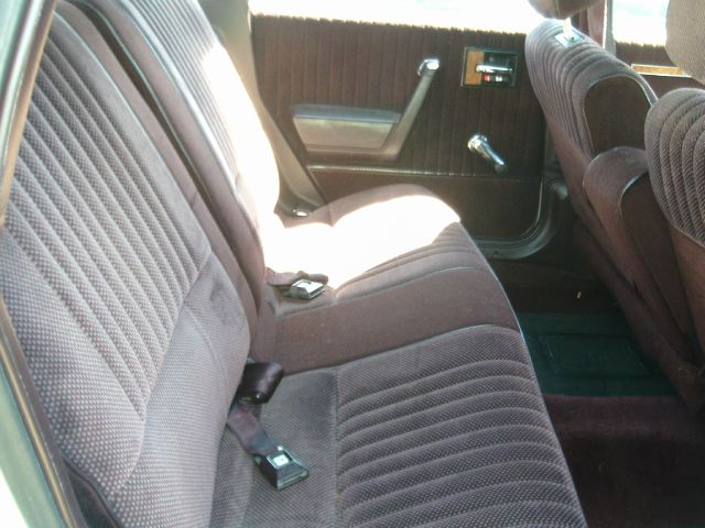 Buick Century 1986 photo 3