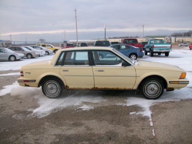 Buick Century 1987 photo 2