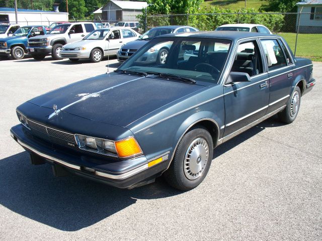 Buick Century 1987 photo 4