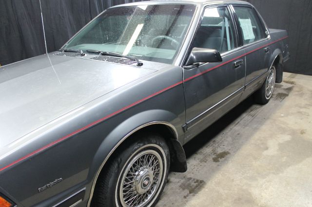 Buick Century 1990 photo 2