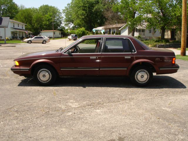 Buick Century 1991 photo 8