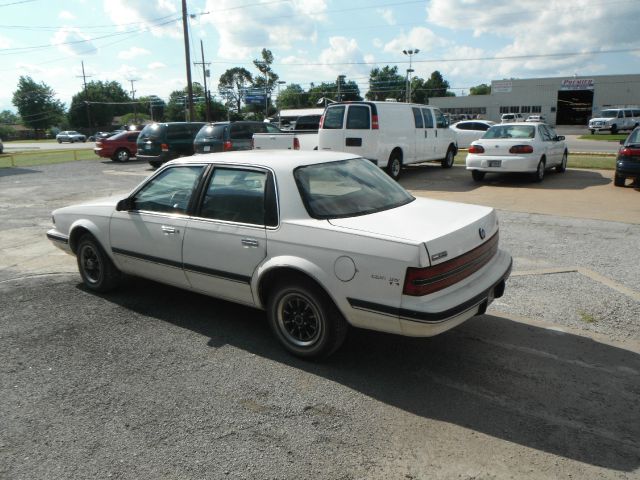 Buick Century 1991 photo 3