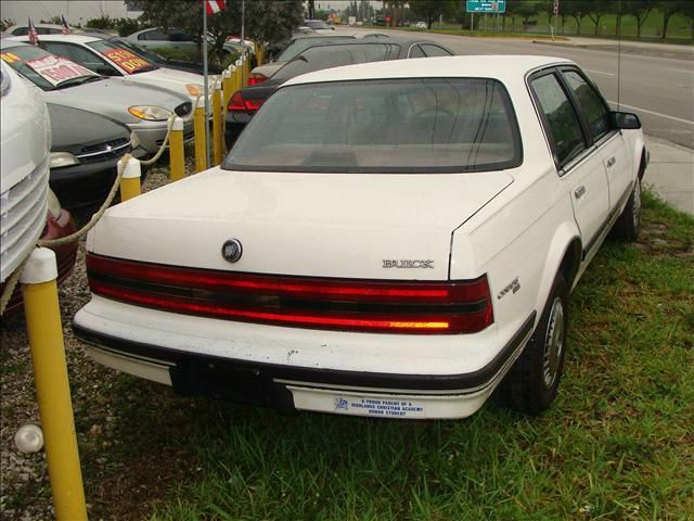 Buick Century 1991 photo 1