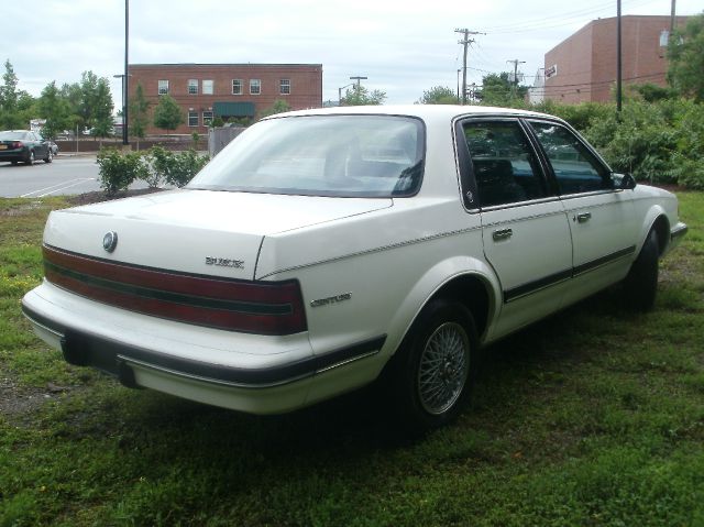 Buick Century 1992 photo 1