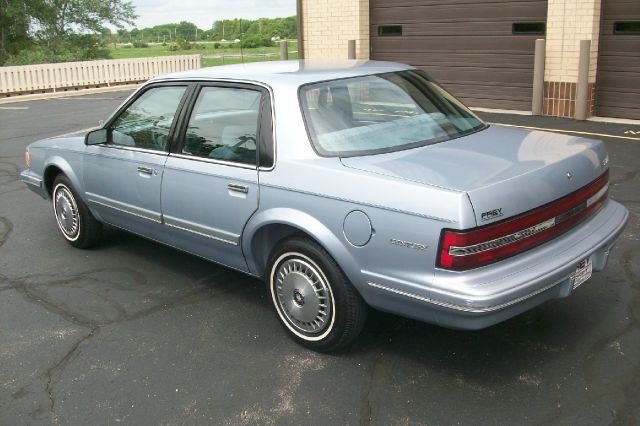 Buick Century 1994 photo 24