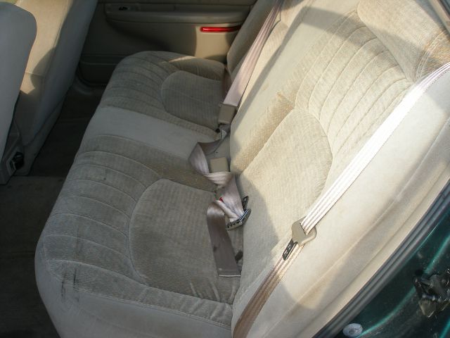 Buick Century 2000 photo 1