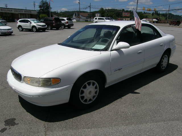 Buick Century 2000 photo 1