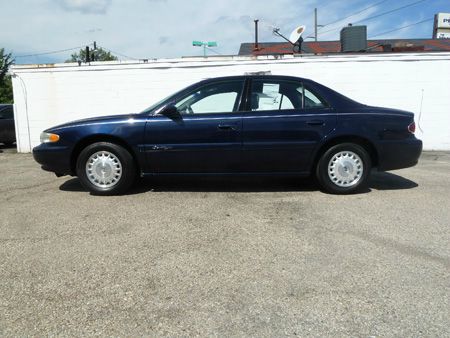 Buick Century 2000 photo 1
