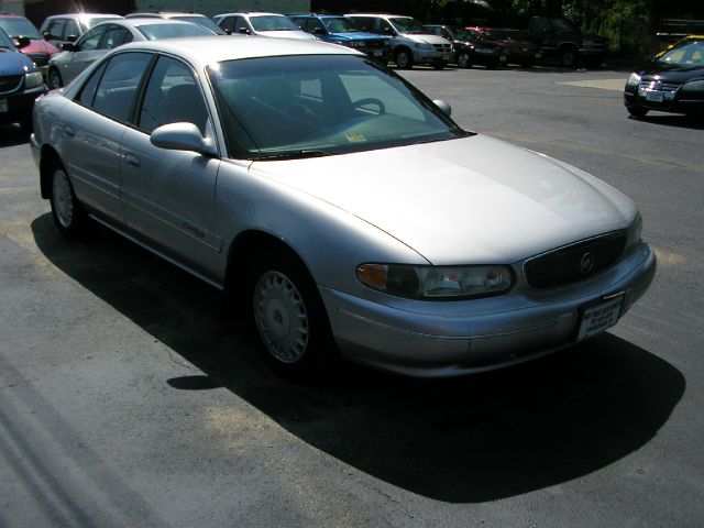 Buick Century 2000 photo 1