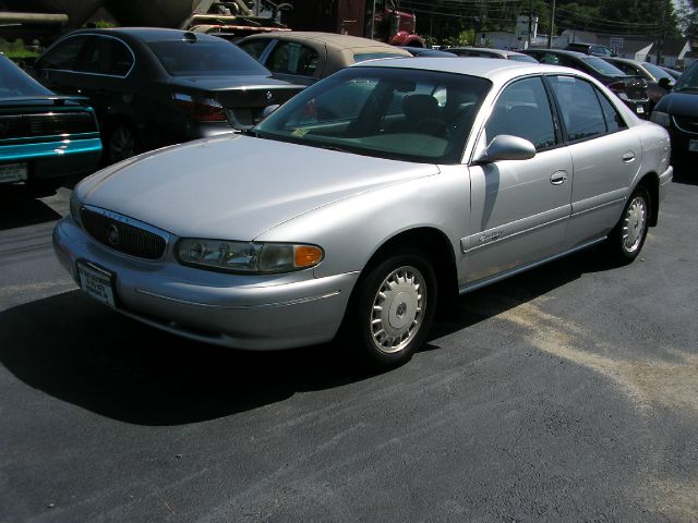 Buick Century 2000 photo 2