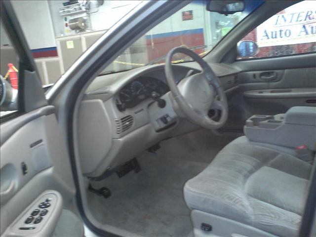 Buick Century 2000 photo 1