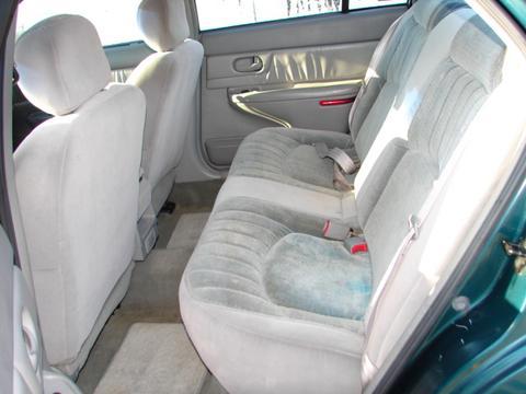 Buick Century 2000 photo 2