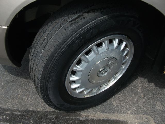 Buick Century 2000 photo 1