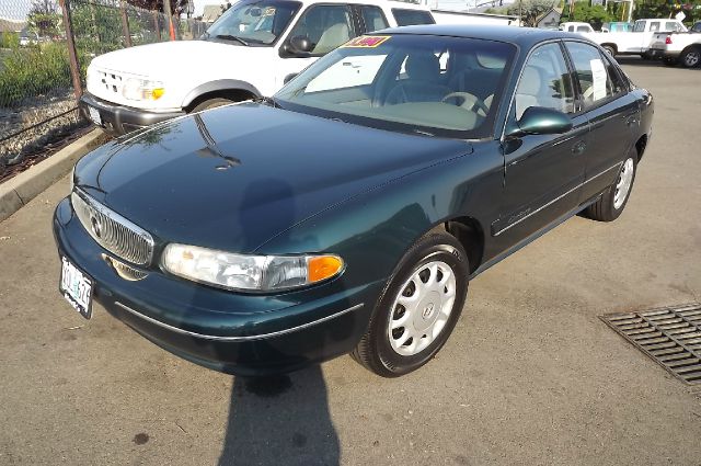 Buick Century 2000 photo 2