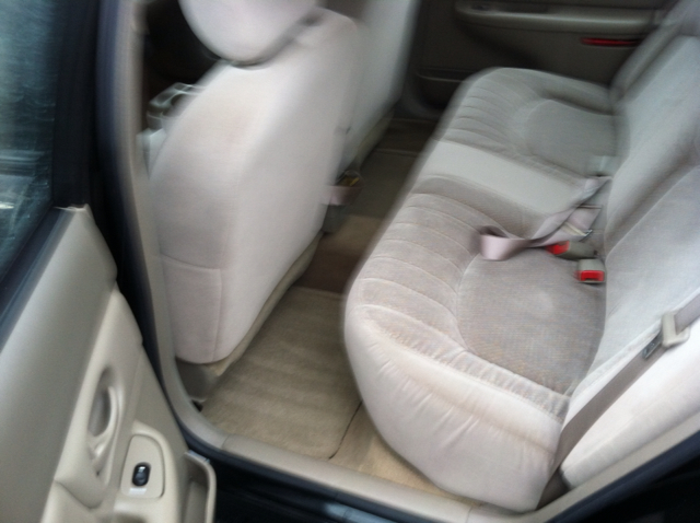 Buick Century 2001 photo 2