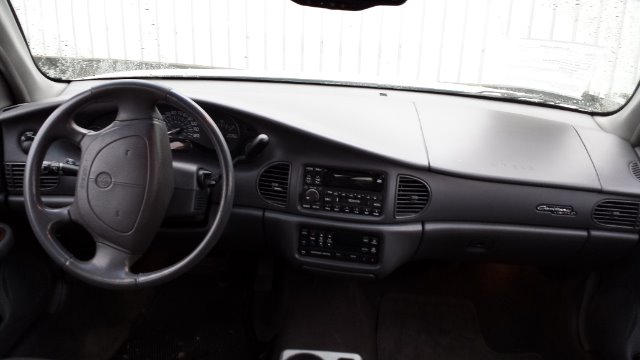 Buick Century 2001 photo 2