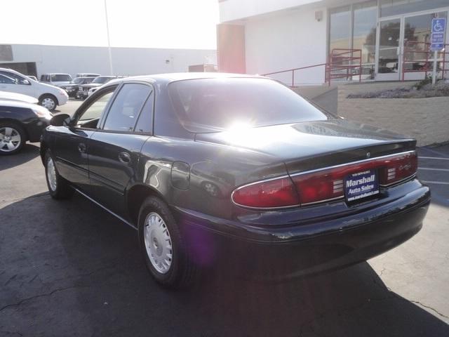 Buick Century 2001 photo 2