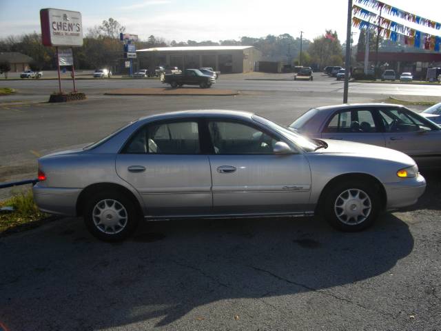 Buick Century 2001 photo 1