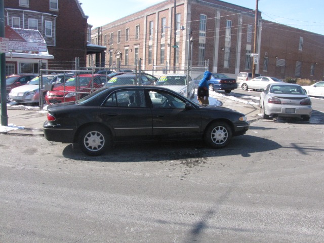 Buick Century 2001 photo 1