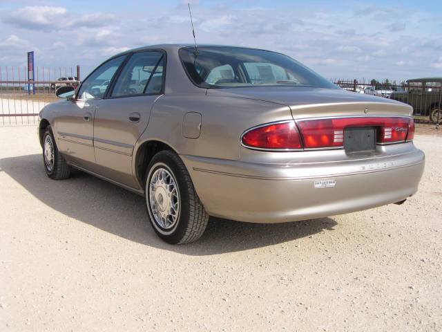 Buick Century 2001 photo 1