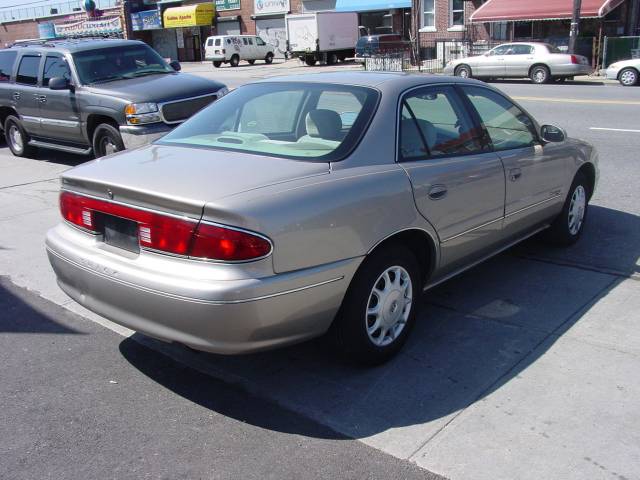Buick Century 2001 photo 3