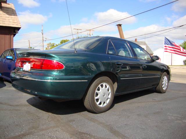Buick Century 2001 photo 1