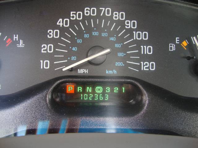 Buick Century 2001 photo 2