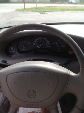 Buick Century 2002 photo 2