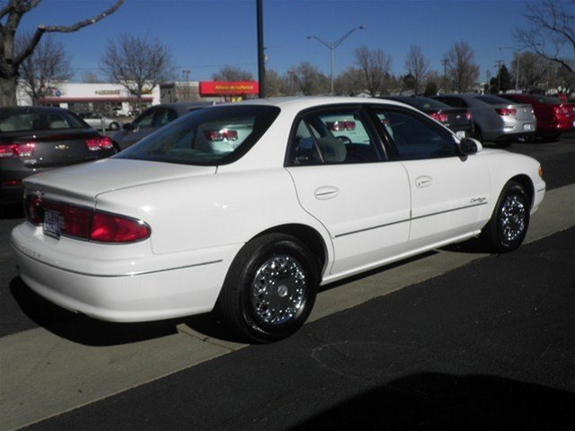 Buick Century 2002 photo 1