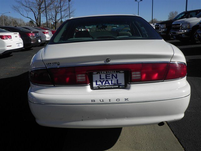 Buick Century 2002 photo 2