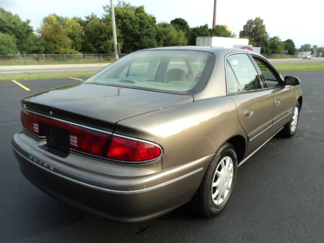 Buick Century 2002 photo 1