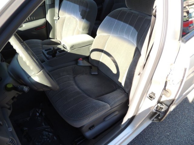 Buick Century 2002 photo 3