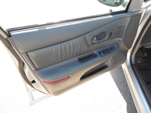 Buick Century 2002 photo 4