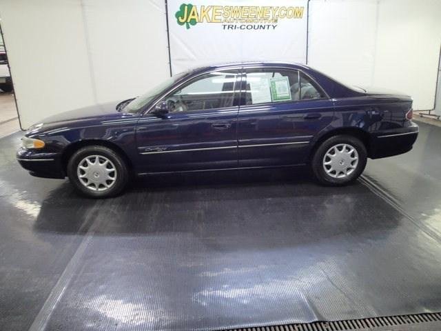 Buick Century 2002 photo 2
