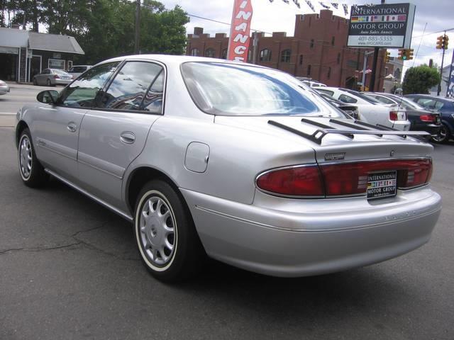 Buick Century 2002 photo 2