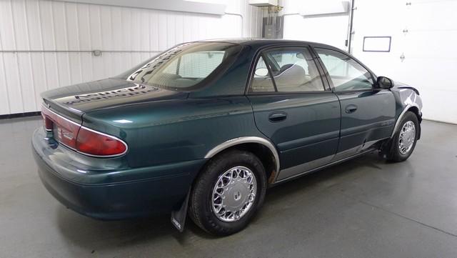 Buick Century 2002 photo 5