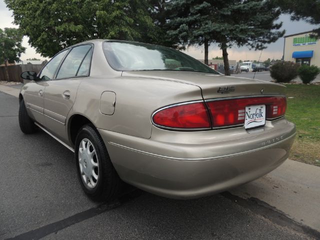 Buick Century 2002 photo 2