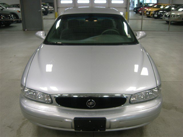 Buick Century 2002 photo 1