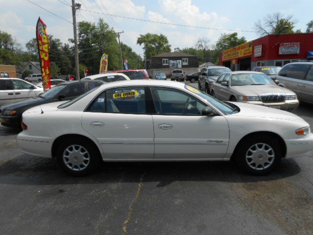 Buick Century 2002 photo 1