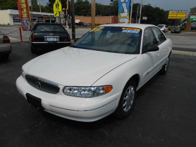 Buick Century 2002 photo 3