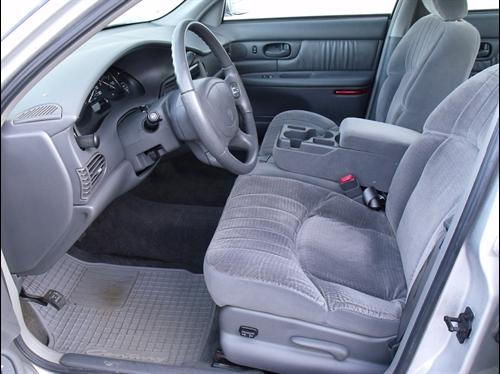 Buick Century 2002 photo 2