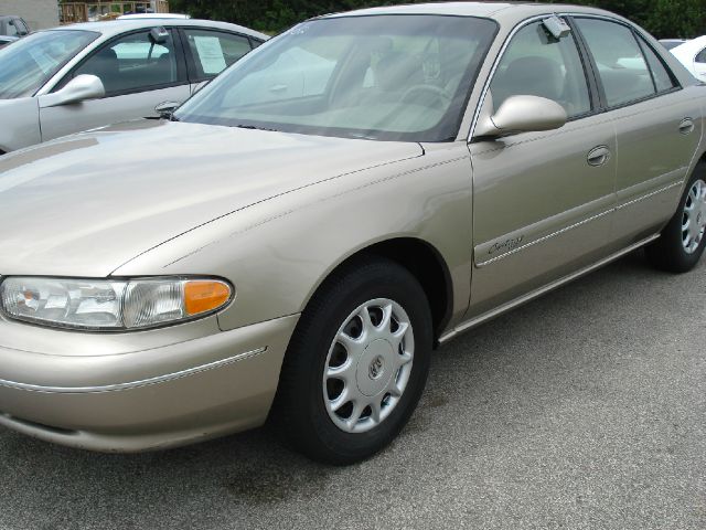 Buick Century 2002 photo 2