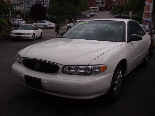 Buick Century 2003 photo 2