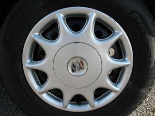 Buick Century 2003 photo 2