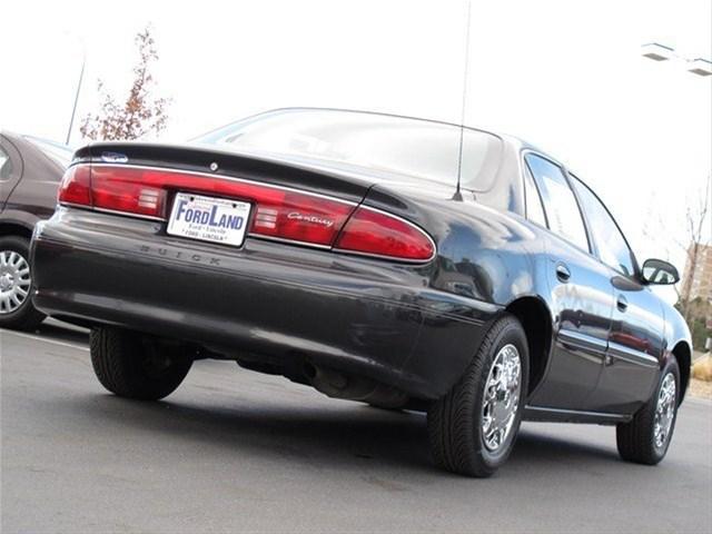 Buick Century 2003 photo 2