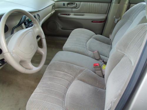 Buick Century 2003 photo 1