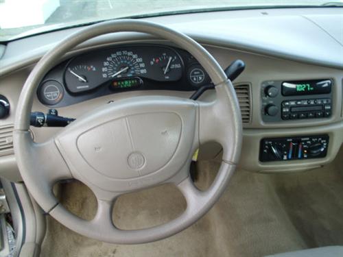 Buick Century 2003 photo 2