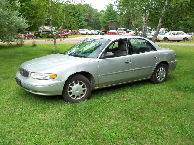Buick Century 2003 photo 2
