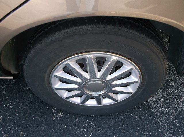 Buick Century 2003 photo 4