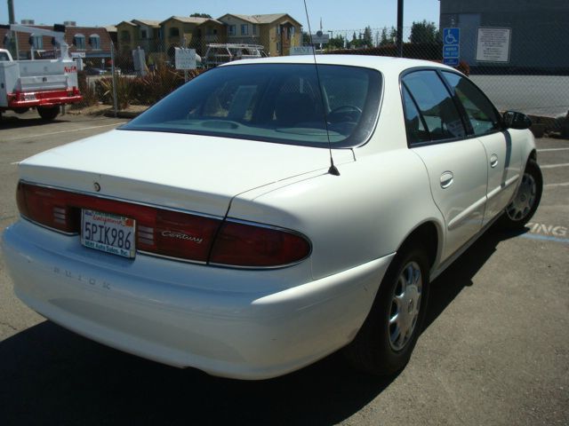 Buick Century 2003 photo 2